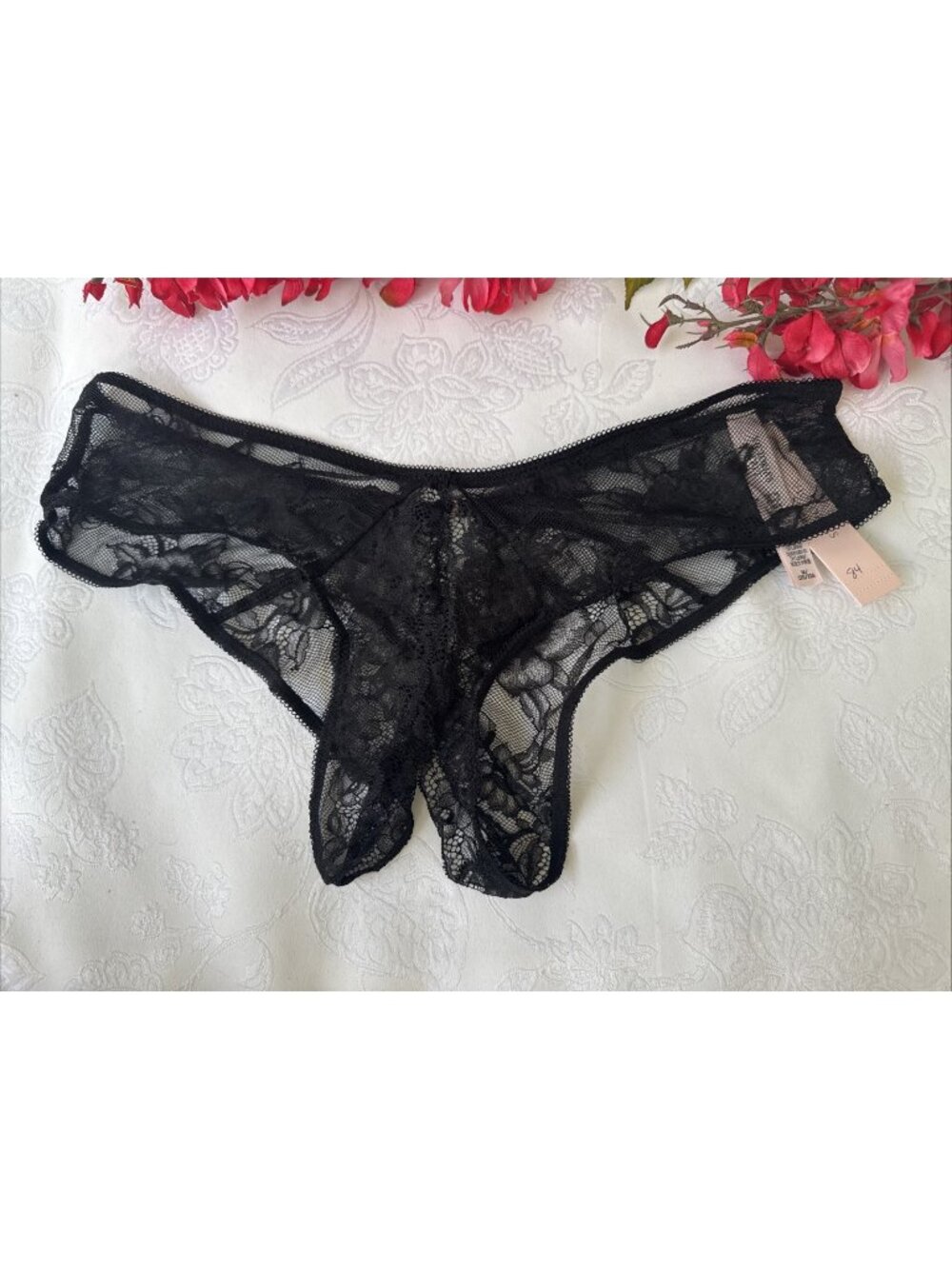 VICTORIA'S SECRET M SEXY BLACK LACE OPEN BOTTOM HI LEG CHEEKY CHARM PANTIES NWT